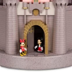 Sleeping Beauty Castle Play Set – Disneyland -Disney 1714047402101 2