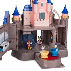 Sleeping Beauty Castle Play Set – Disneyland -Disney 1714047402101 6