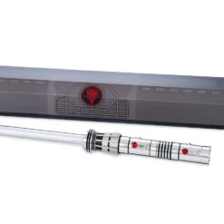 Disney Darth Maul Legacy LIGHTSABER Set – Star Wars -Disney 1814047620038 9