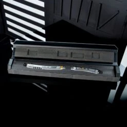 Disney Ahsoka Tano Legacy LIGHTSABER Set – Star Wars -Disney 1814047624884 4