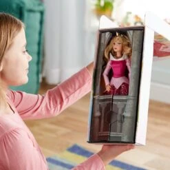 Disney Aurora Classic Doll – Sleeping Beauty – 11 1/2'' -Disney 6001040901697 8