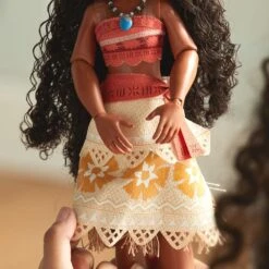 Disney Moana Classic Doll – 10 1/2'' -Disney 6001040901702 6