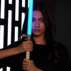 Disney Skywalker Legacy LIGHTSABER Collectible Set – Star Wars -Disney 6106047623982 5